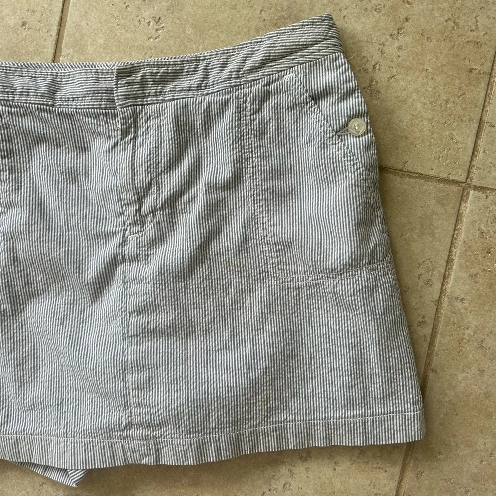 DOCKERS Seersucker Skort Blue White Striped Cotton Mini Skirt Preppy | Size 10P - Picture 6 of 13